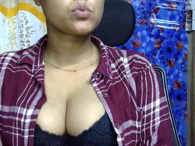 Nusrat-Mimi webcam