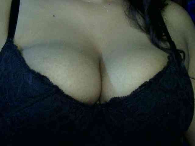 Nusrat-Mimi webcam