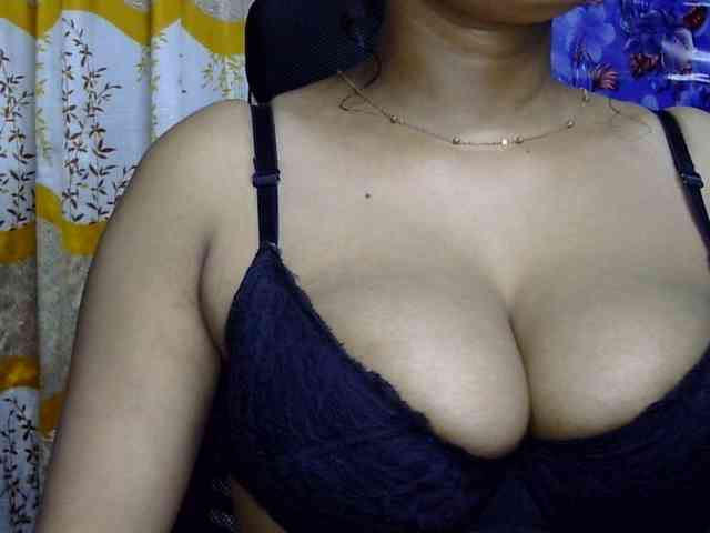 Nusrat-Mimi webcam