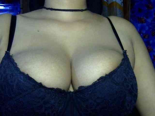 Nusrat-Mimi webcam