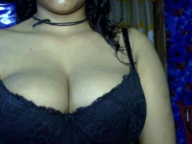 Nusrat-Mimi webcam