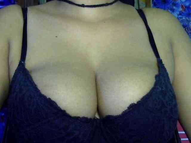 Nusrat-Mimi webcam