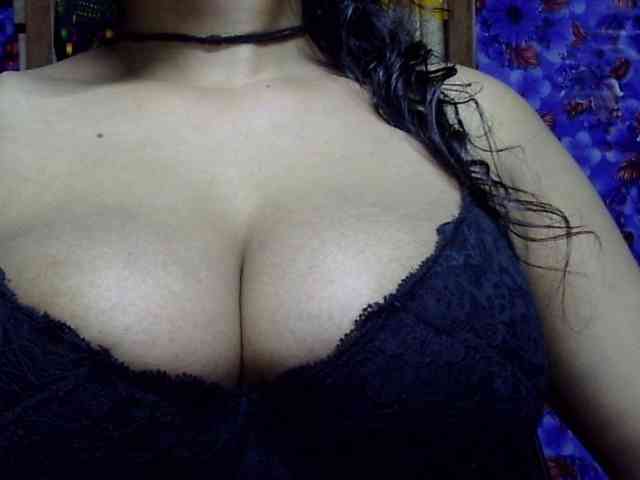 Nusrat-Mimi webcam