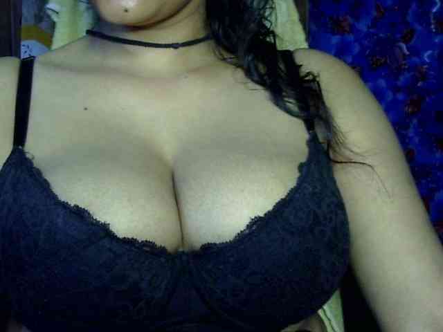 Nusrat-Mimi webcam