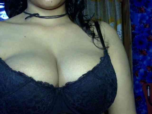 Nusrat-Mimi webcam