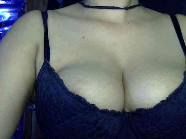 Nusrat-Mimi webcam