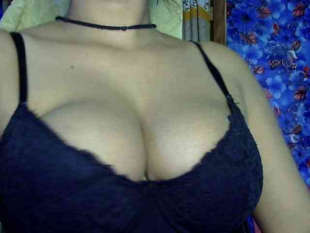 Nusrat-Mimi webcam