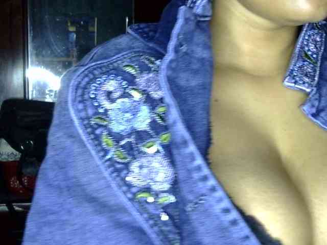 lima11 Live Webcam on BongaCams