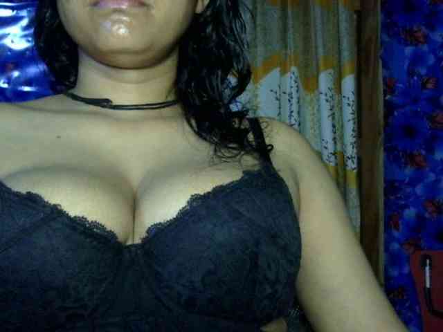 Nusrat-Mimi webcam