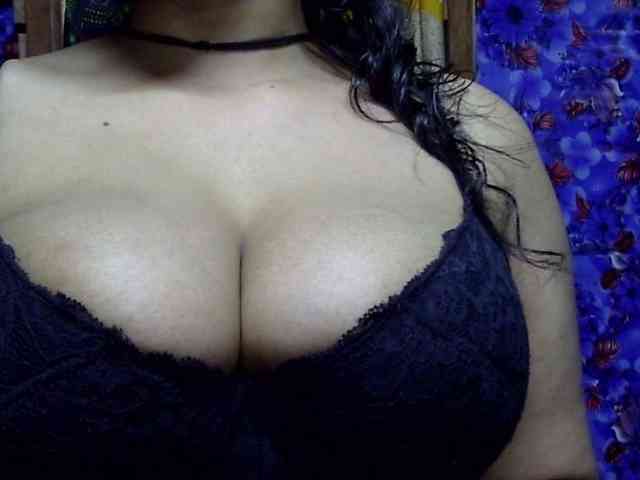 Nusrat-Mimi webcam