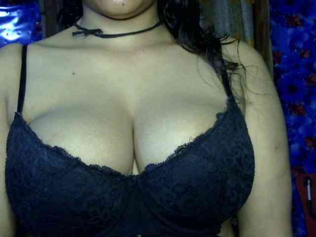 Nusrat-Mimi webcam