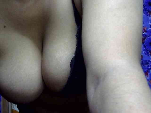 Nusrat-Mimi webcam