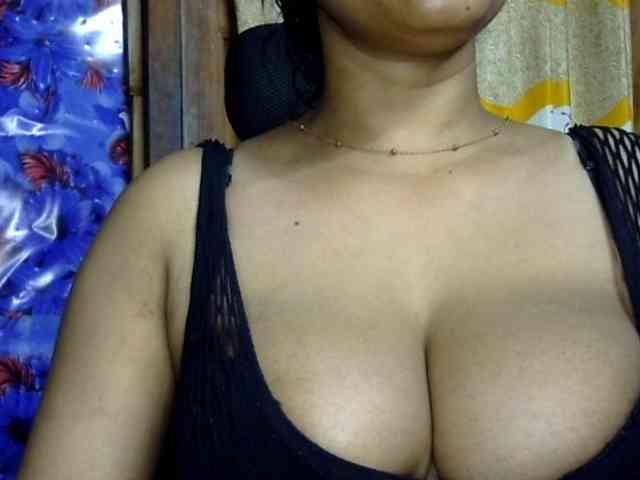 Nusrat-Mimi webcam