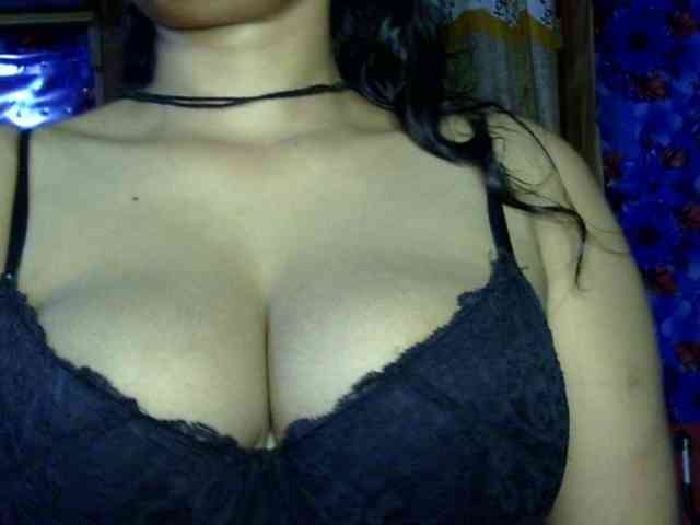 Nusrat-Mimi webcam