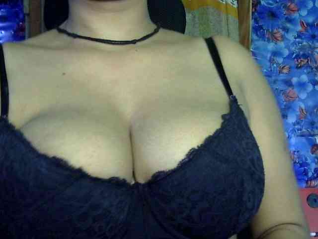 Nusrat-Mimi webcam