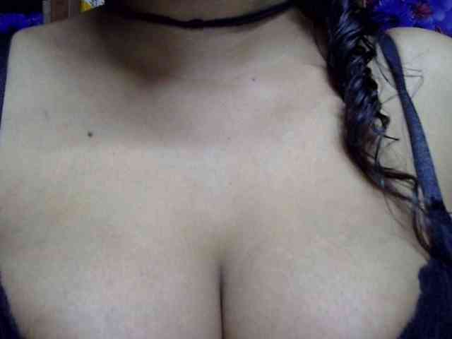 Nusrat-Mimi webcam