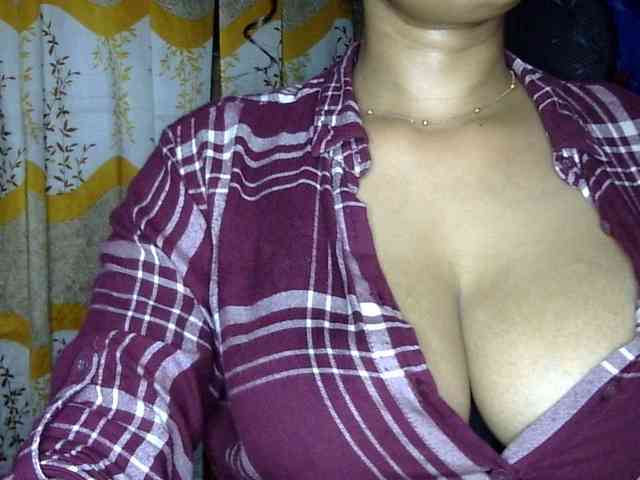 Nusrat-Mimi webcam