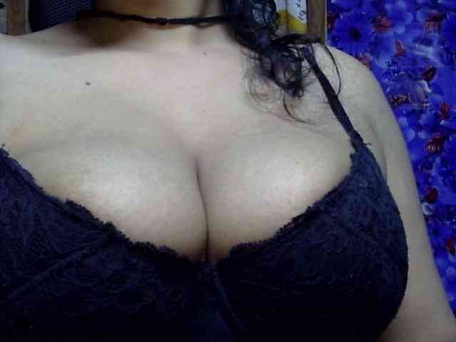 Nusrat-Mimi webcam