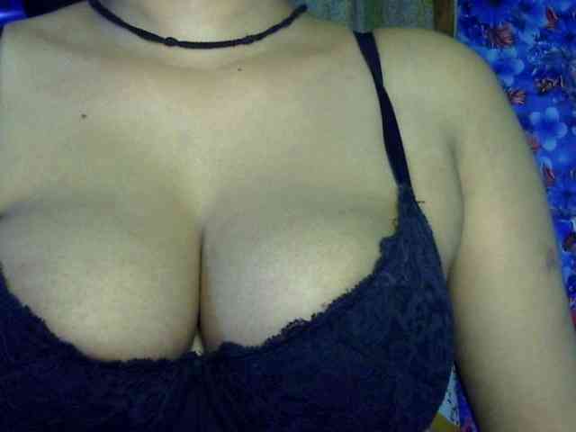Nusrat-Mimi webcam