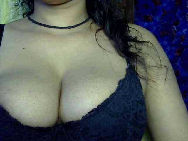 Nusrat-Mimi webcam