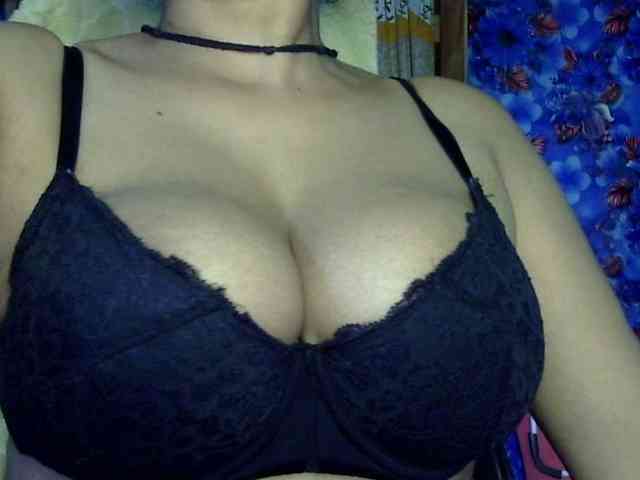 Nusrat-Mimi webcam