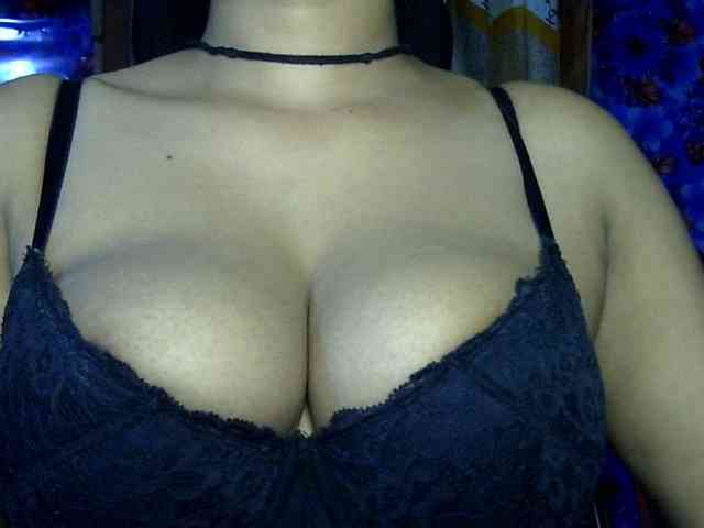 Nusrat-Mimi webcam