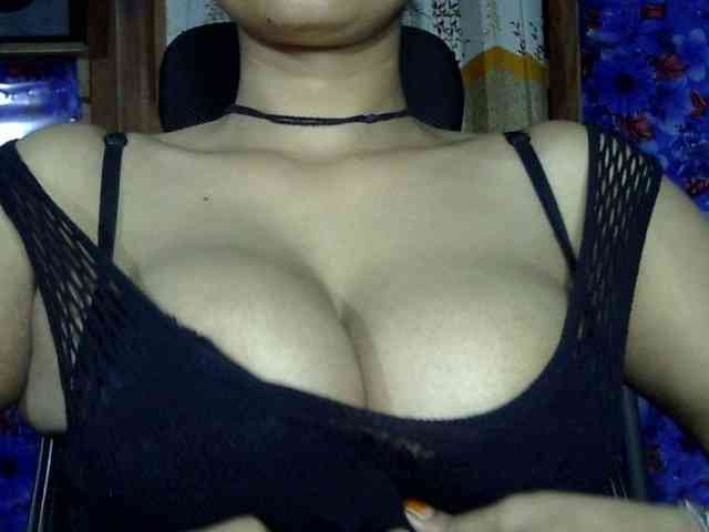 Nusrat-Mimi webcam