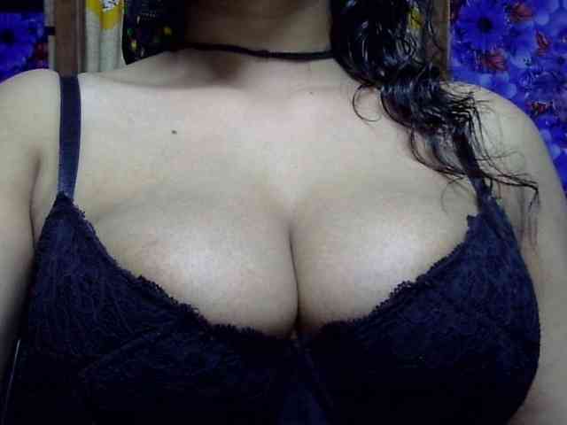 Nusrat-Mimi webcam