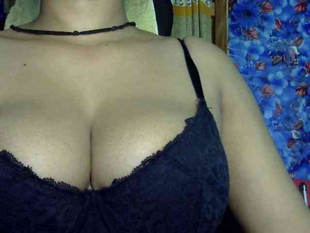 Nusrat-Mimi webcam