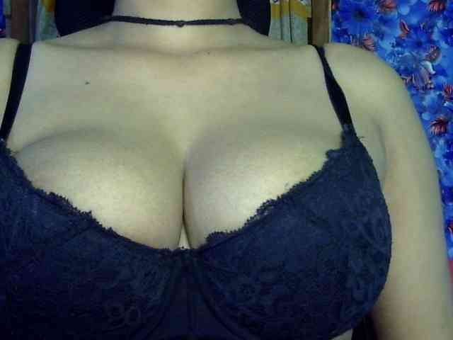 Nusrat-Mimi webcam