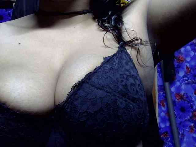 Nusrat-Mimi webcam