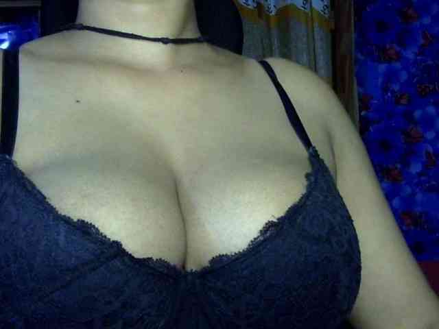 Nusrat-Mimi webcam
