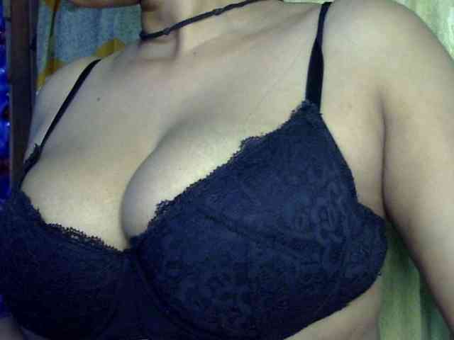 Nusrat-Mimi webcam
