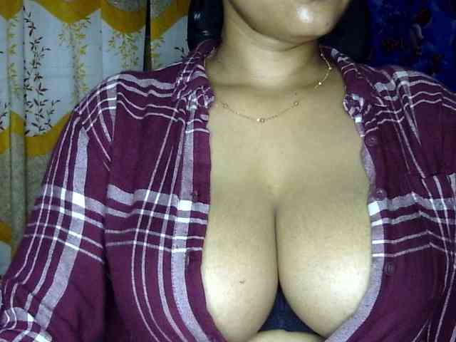 Nusrat-Mimi webcam
