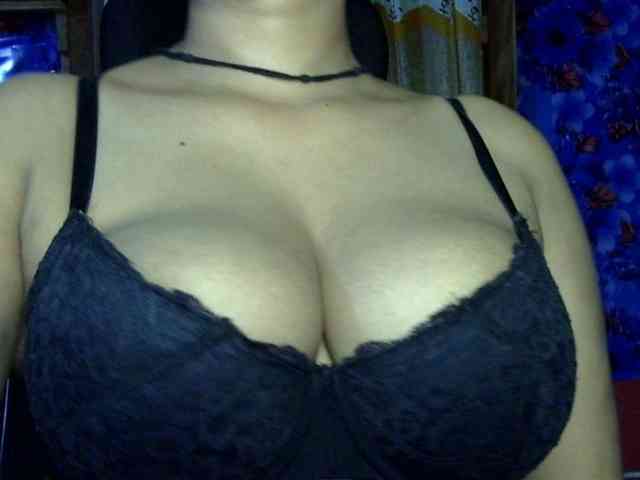 Nusrat-Mimi webcam