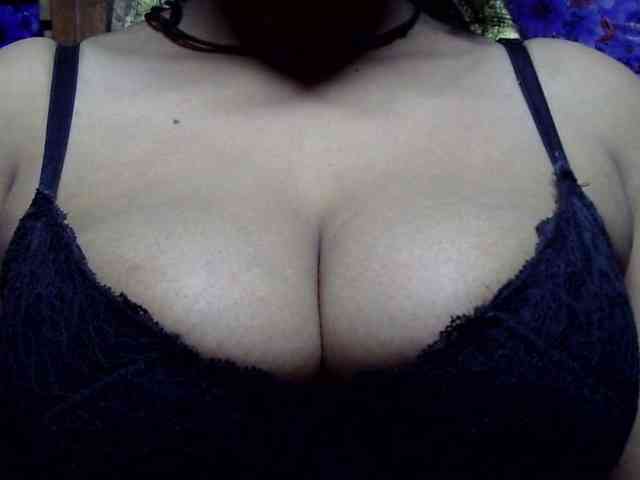 Nusrat-Mimi webcam