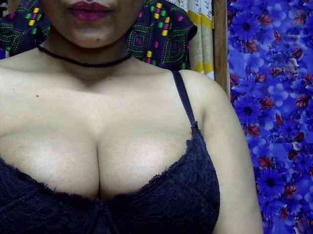 Nusrat-Mimi webcam