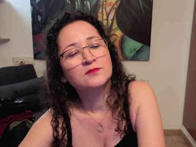 Lilihotlatina Live Webcam on BongaCams