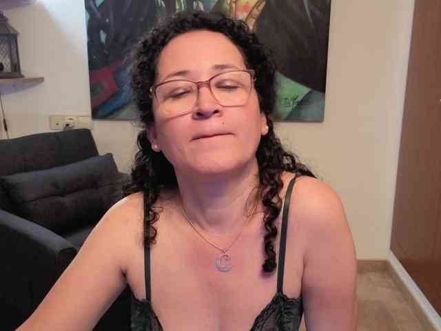 Lilihotlatina webcam