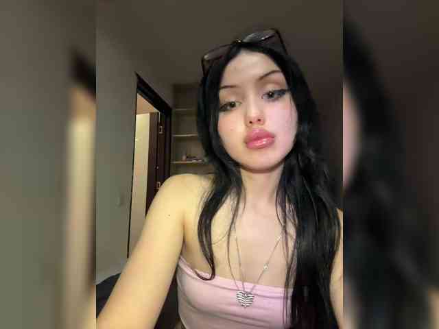 nude webcam chat room Asian-Hunter