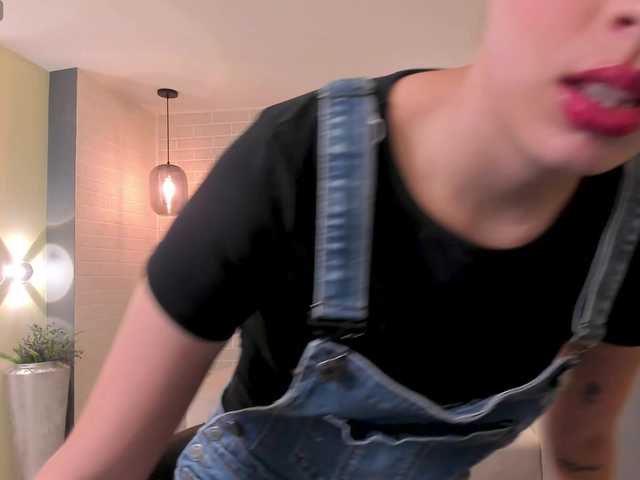 KaiaFerreira's BongaCams show and profile