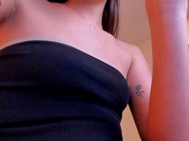 KaiaFerreira KaiaFerreira