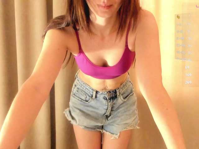 Brandy-cola's BongaCams show and profile