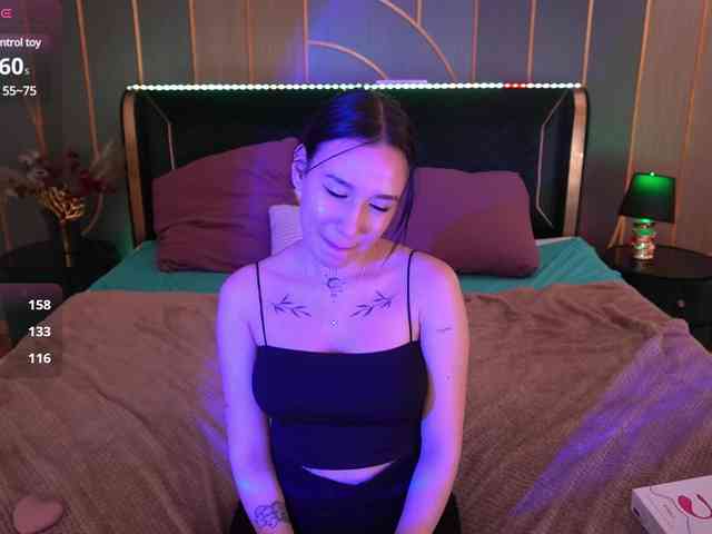 NikkiGold