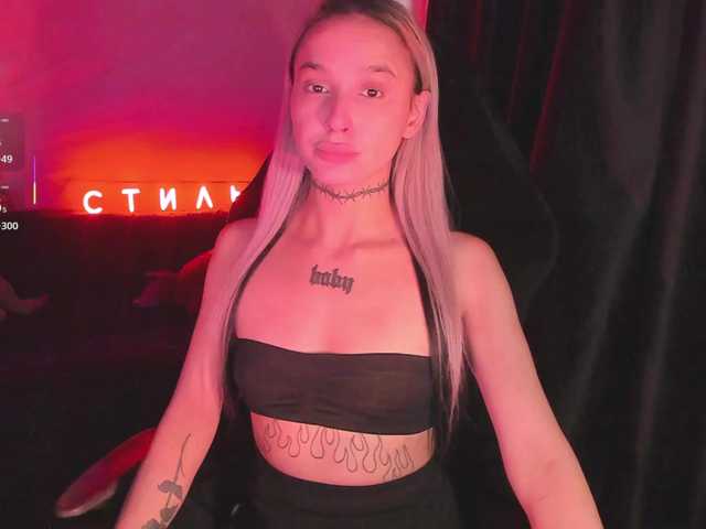 AshMila's BongaCams show and profile