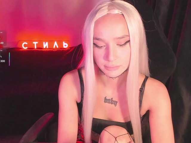 AshMila's BongaCams show and profile