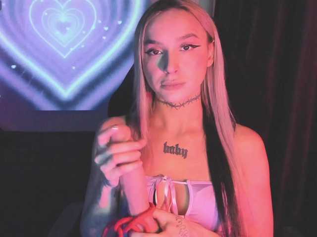 AshMila's BongaCams show and profile