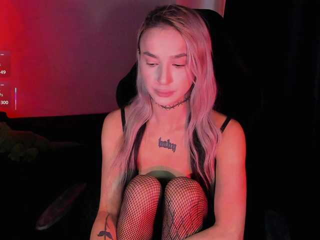 AshMila's BongaCams show and profile