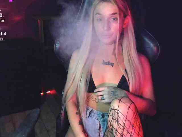 AshMila webcam