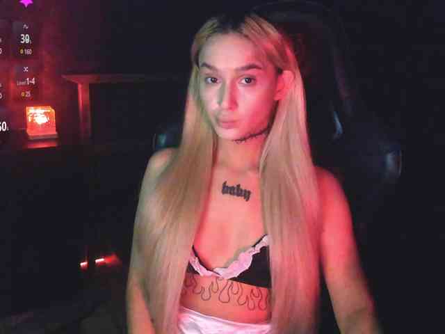 AshMila webcam